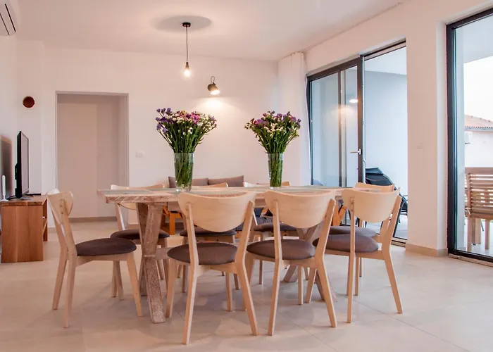 Haus Cvita 度假居 *
