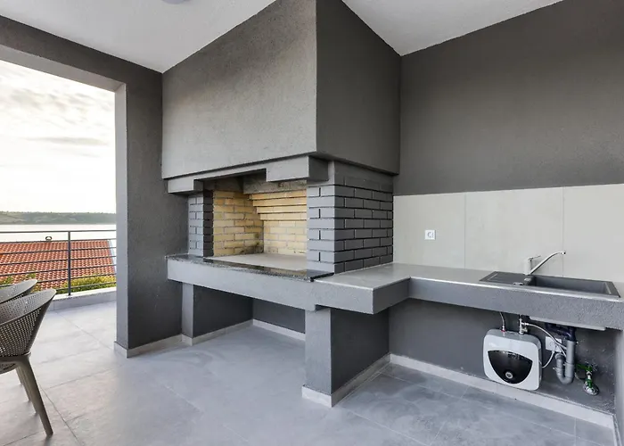 Haus Cvita 度假居 Ražanac
