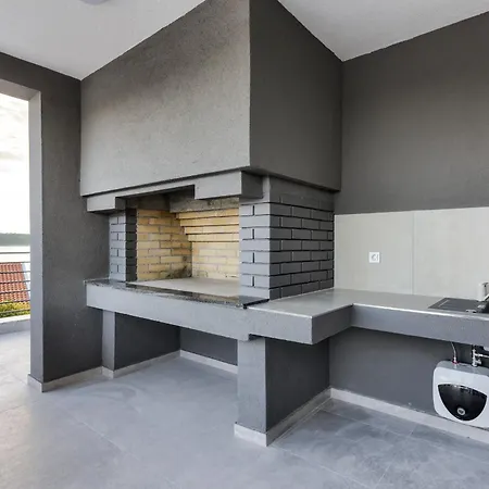 Haus Cvita Holiday home Razanac